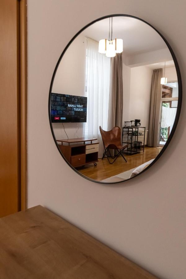 Residence 48 Beautiful Building Within Moments From The Old Town Of Brasov Braşov Exterior foto