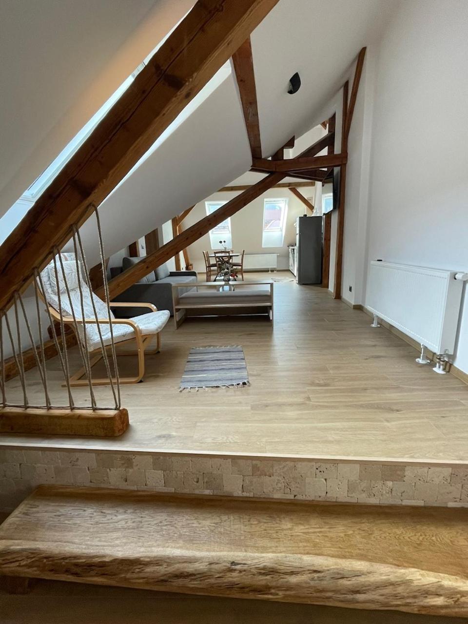 Residence 48 Beautiful Building Within Moments From The Old Town Of Brasov Braşov Exterior foto